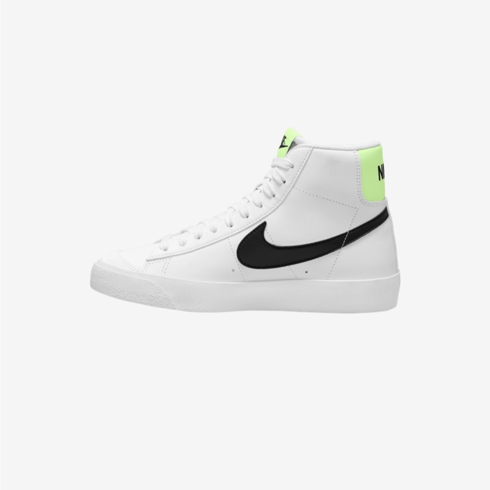 Nike Blazer Mid '77
Boys' Grade School DA4086-109 - Picture 5 of 8